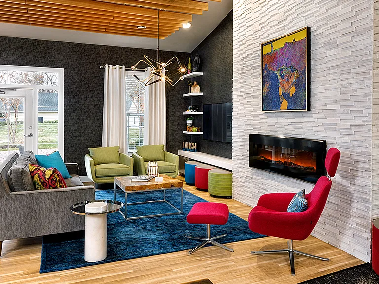 Media & WiFi Lounge