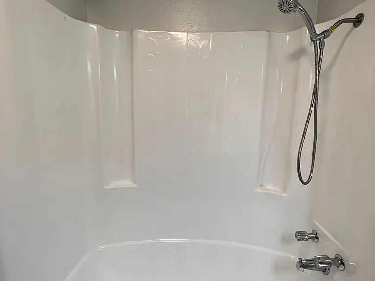 144 Smith Ave #9 — Photo 11