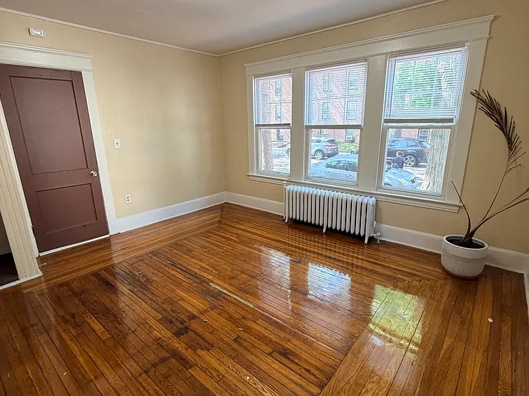 35 Argonne St #7 — Photo 7
