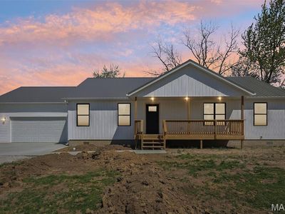 403 W 3rd North St, Mount Olive, IL, 62069