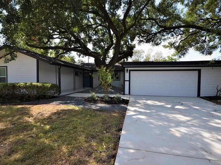 4829 Waycross Dr — Photo 32