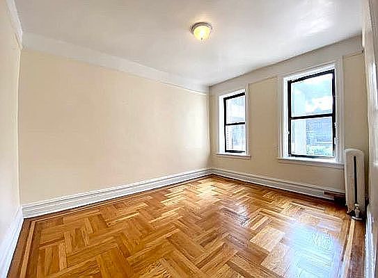 3rd image of 3824 Waldo Ave #4B