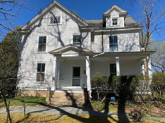 3rd image of 509 North St Unit A