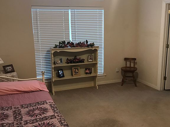 3rd image of 1505 Saddle Creek Ct