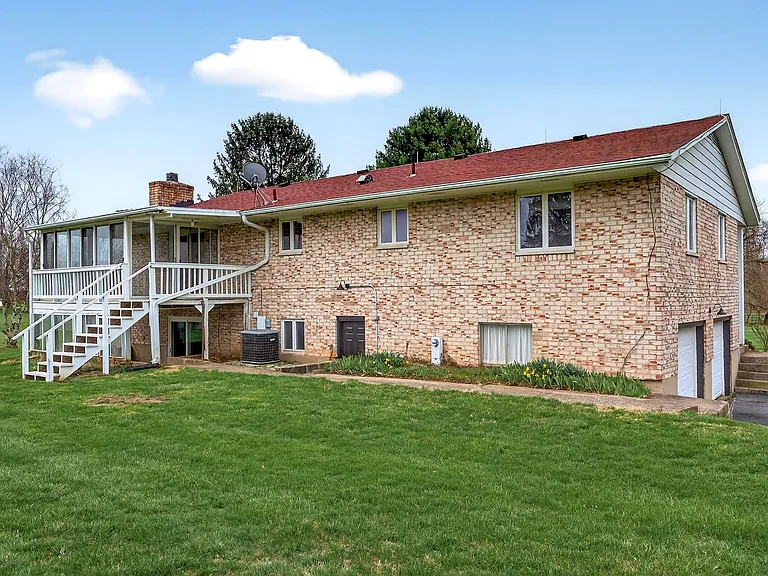 543 W Krepps Rd — Photo 39