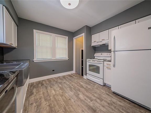 4th image of 3256 Meadowbrook Blvd