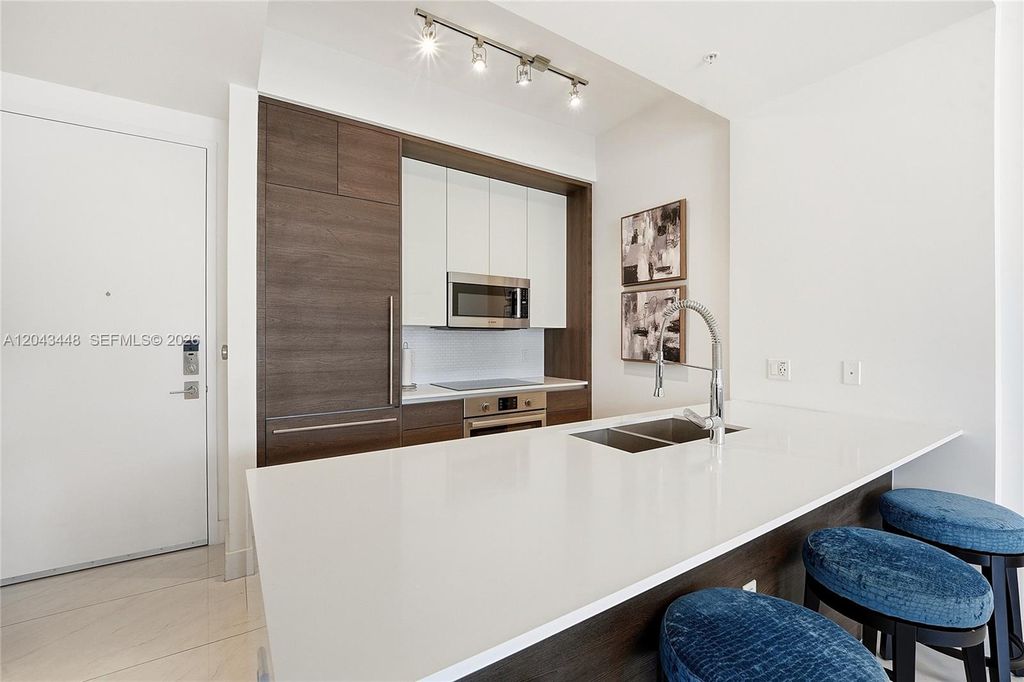 301 Altara Ave #Uph1005, Coral Gables, FL - View 3