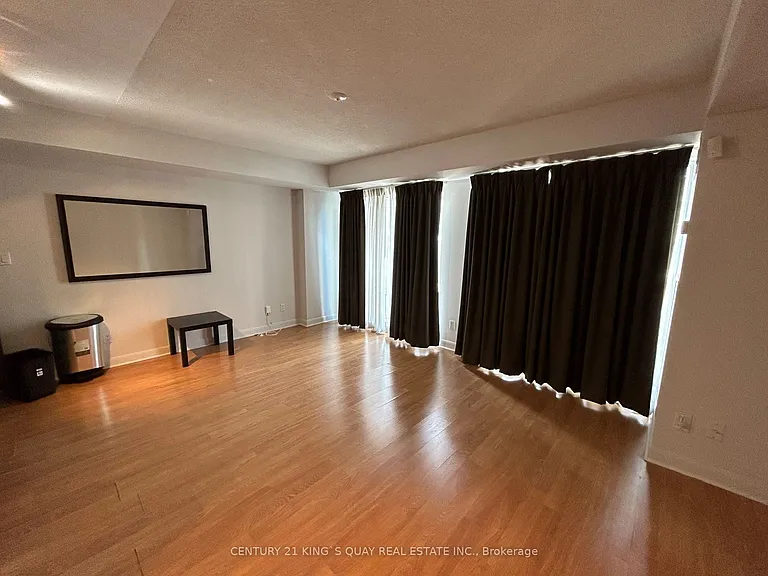 200 Victoria St #1002 — Photo 8