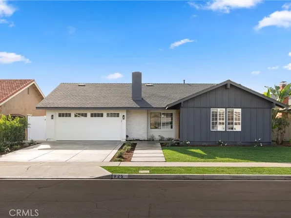 925 Tanana Pl, Costa Mesa, CA 92626