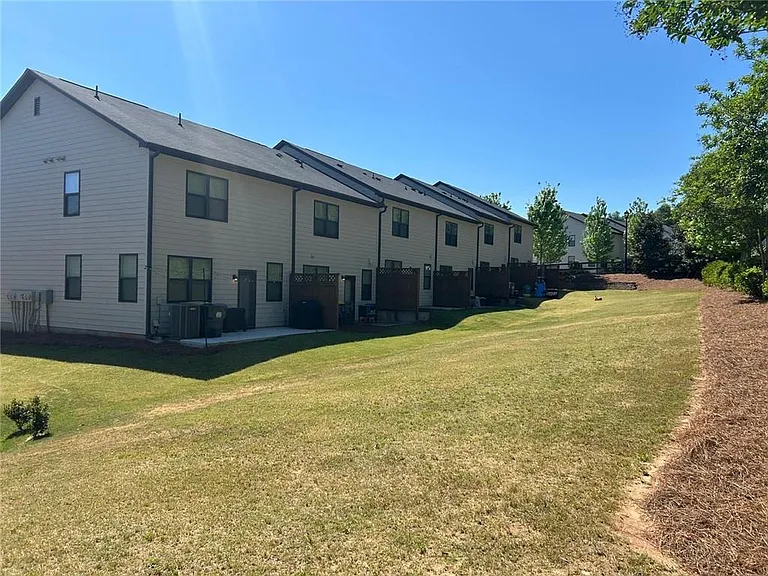 6412 Mountain Home Way SE — Photo 3