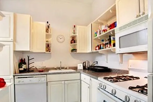 Rented by Corcoran | media 22