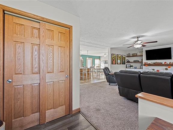 5th image of 27455 Stephanie Ln
