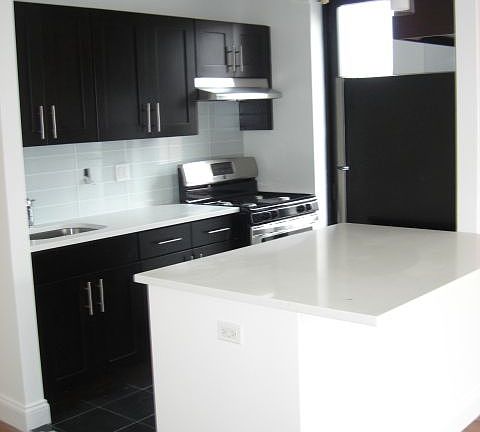2nd image of 832 Dekalb Ave APT 5I