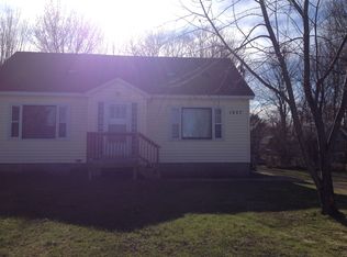 1927 Wilkinson Ave, Marquette, MI 49855