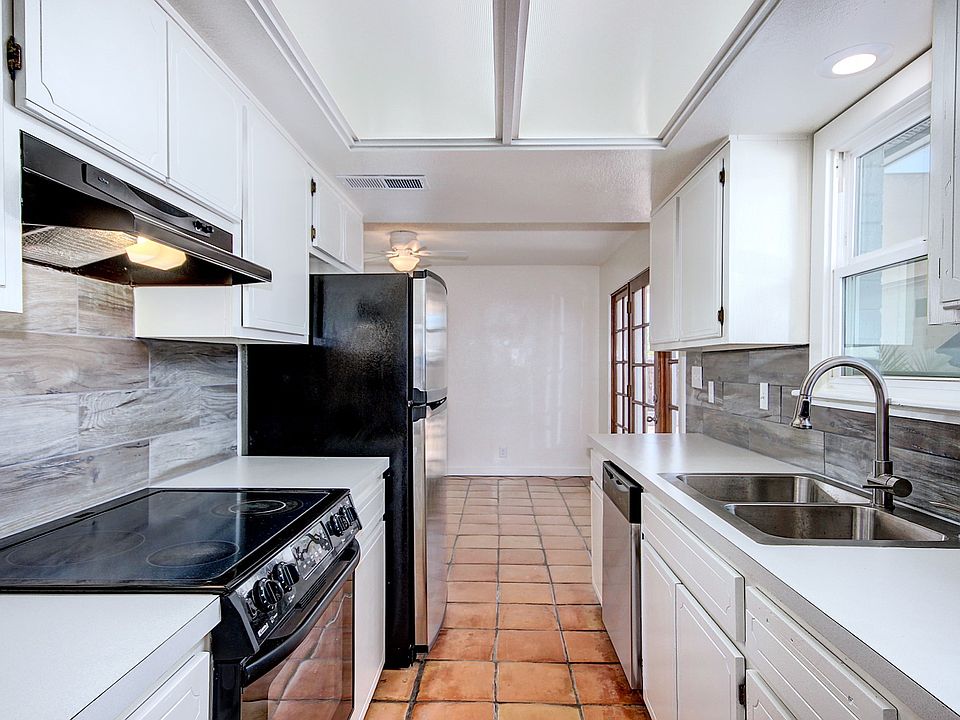 1st image of 3523 S Cutler Dr