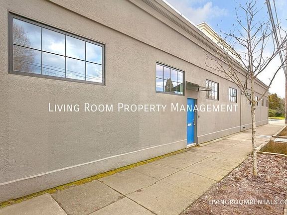 2nd image of 1600 SE Division St
