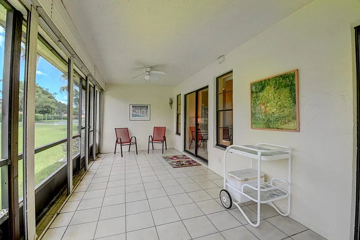 5895 Autumn Lake Ln — Photo 4