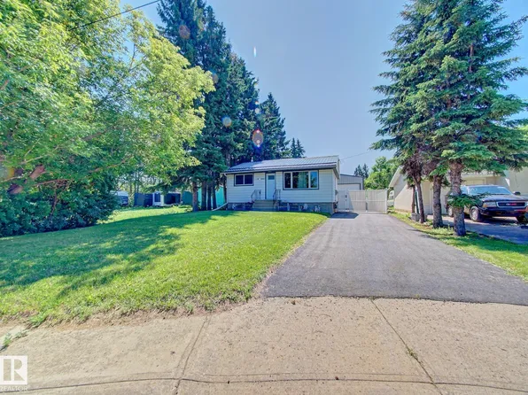 5103 43rd Ave, Smoky Lake, AB T0A 3C0