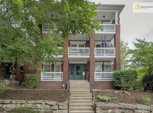 2708 Holmes St, Kansas City, MO 64109