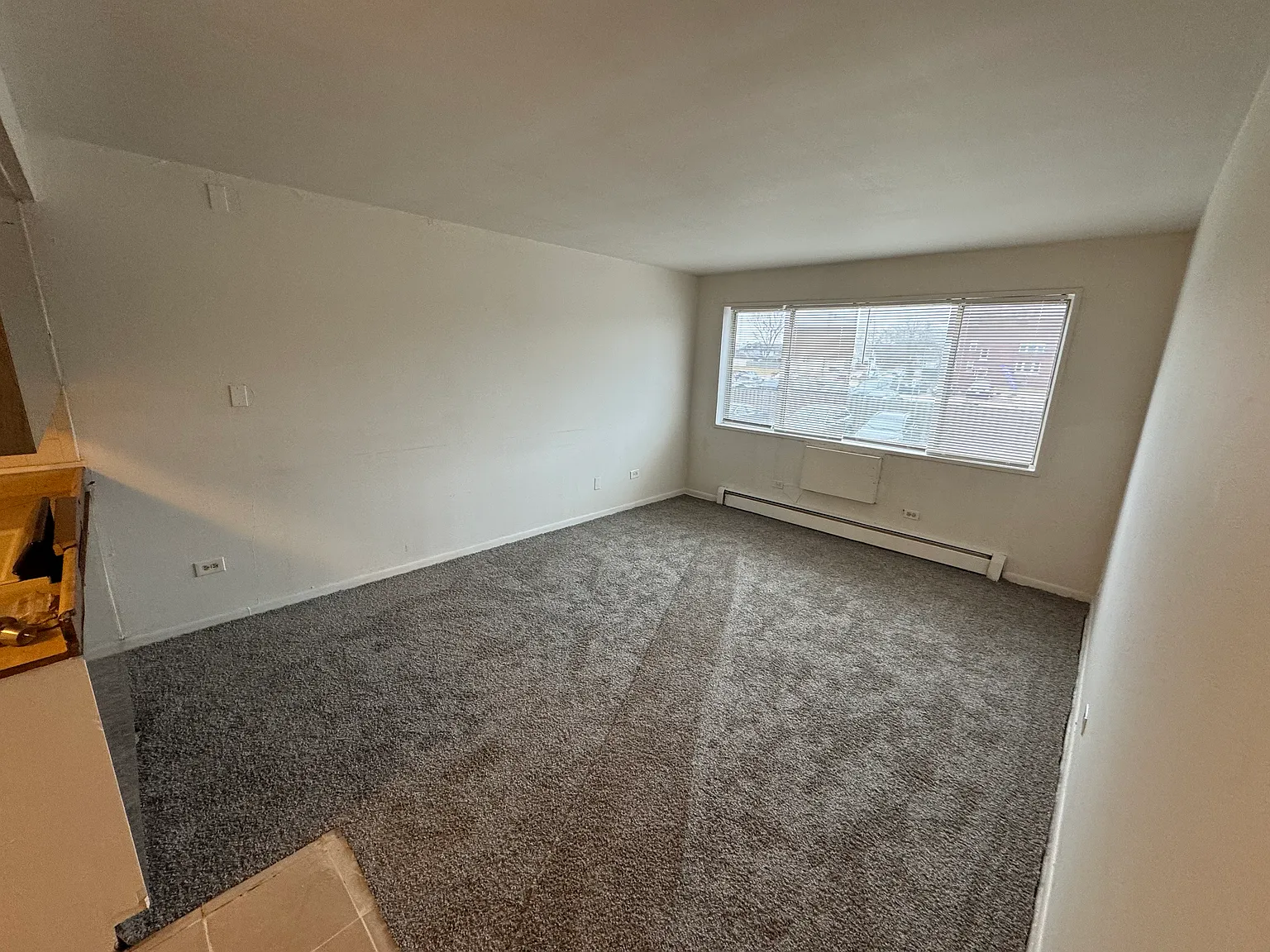 1 bed, 750 sqft, $1,195 — Photo 2