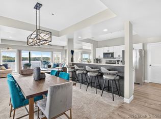 803 E Harbour Towne Dr #E, Lake Ozark, MO 65049