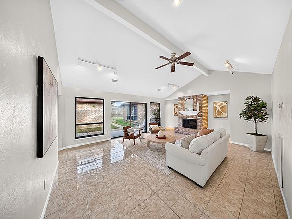 2nd image of 9014 Arlington Forest Dr