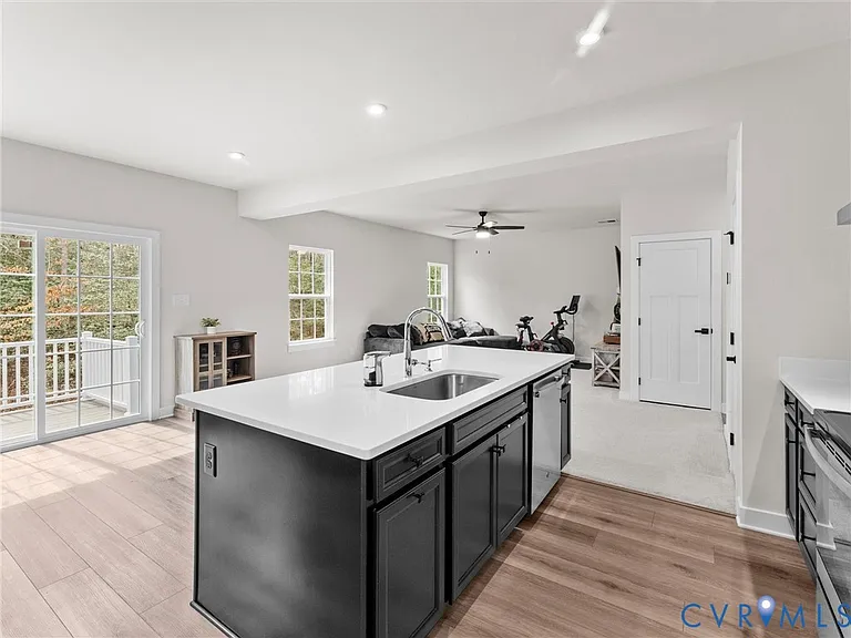 8762 Kingsland Park Ter — Photo 38