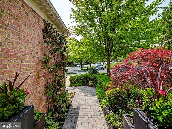 3rd image of 4514 Coffeetree Ct #4514