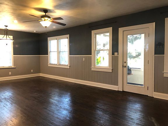 Open Concept Living/Dining Room