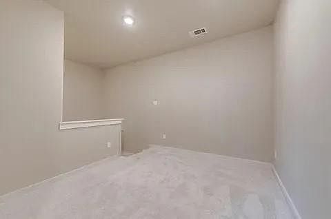 2nd image of 102 Hackberry Ln #102