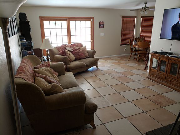 3rd image of 4921 Evergreen Glen Dr