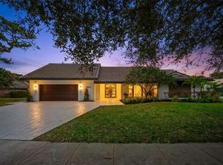 7571 Estrella Cir, Boca Raton, FL 33433