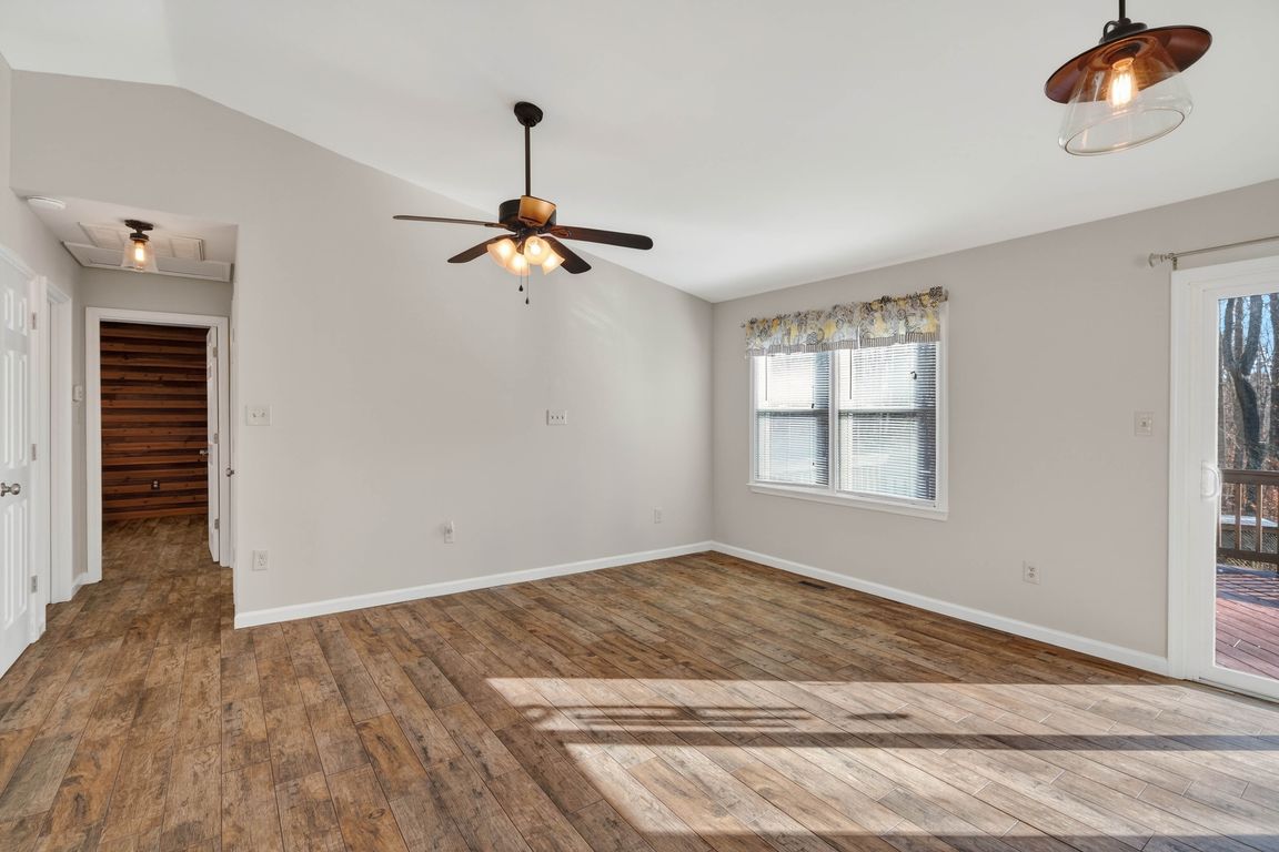 next background image