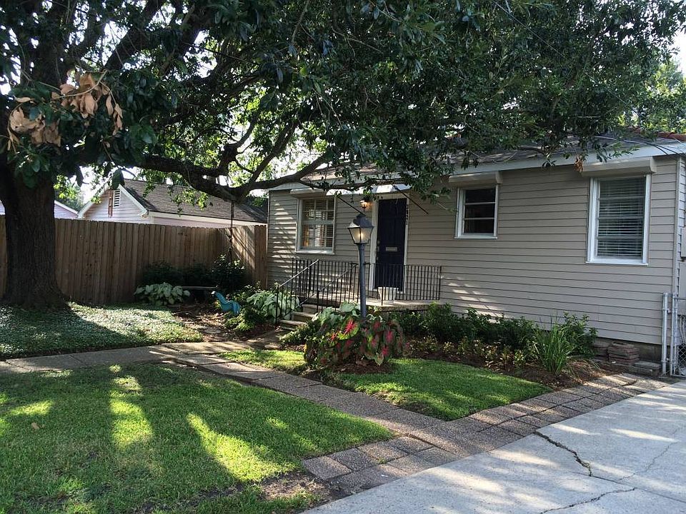 1st image of 3021 43rd St