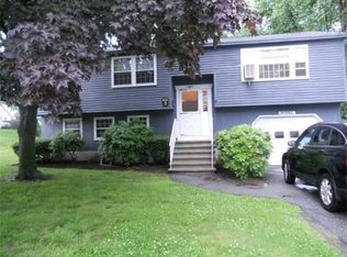 2 Sullivan St, Woburn, MA 01801