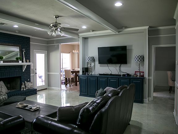 4th image of 155 Frenchmen Dr