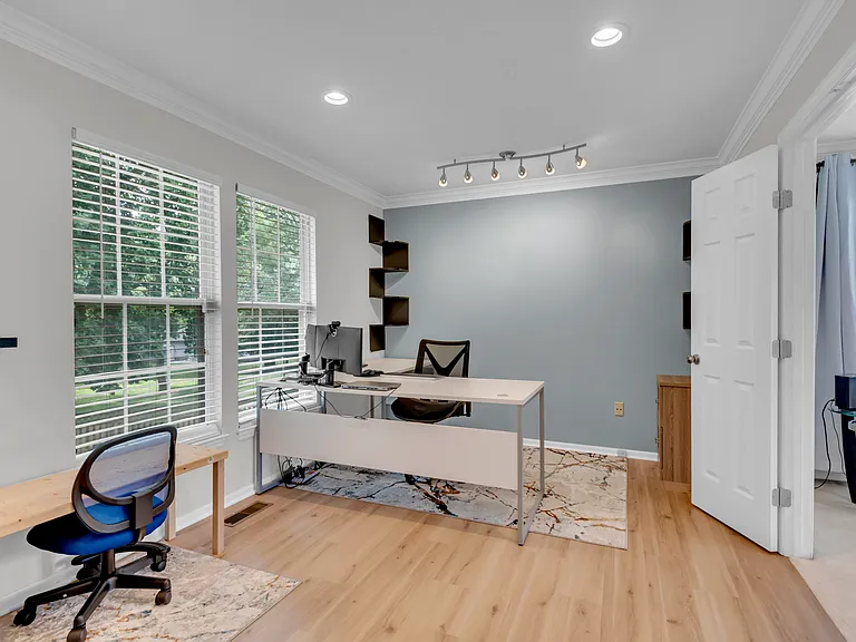 1402 Bermuda Dunes Ct — Photo 12