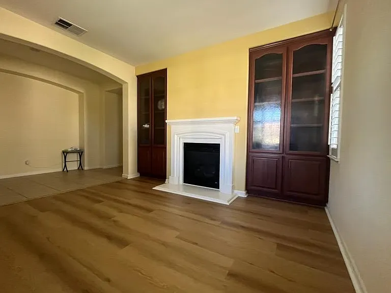 1037 Morning Glory Way — Photo 8