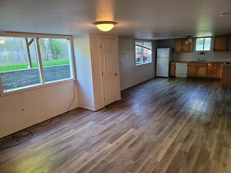 428 N Laventure Rd — Photo 13