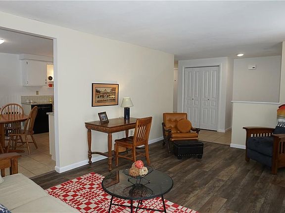 4th image of 4759 New Hope N