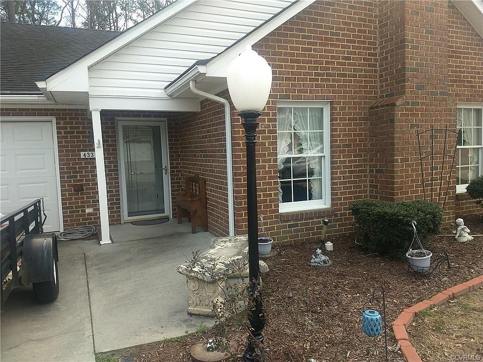 1st image of 433 Cobblestone Dr