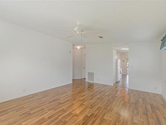 4th image of 26239 Bonita Fairways Cir