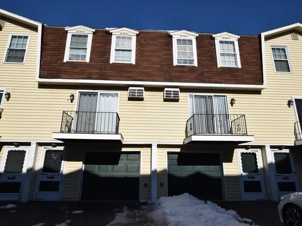 1245 Pawtucket Blvd APT 4, Lowell, MA 01854
