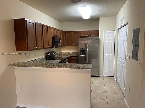 5th image of 8930 NW 97th Ave APT 204