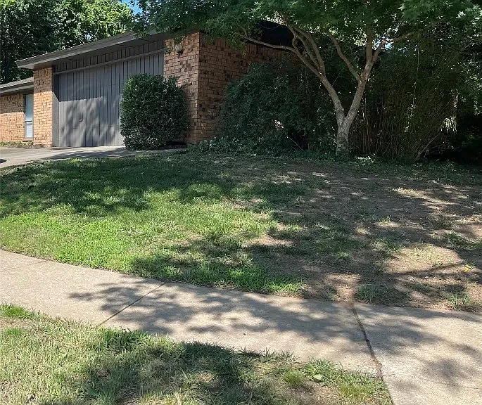 3911 Morrison Cir — Photo 48