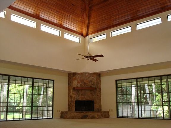 4th image of 335 Indian Mound Dr