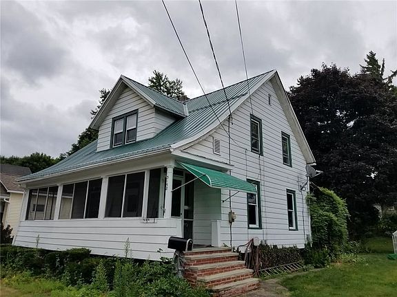 2nd image of 3158 Jane St