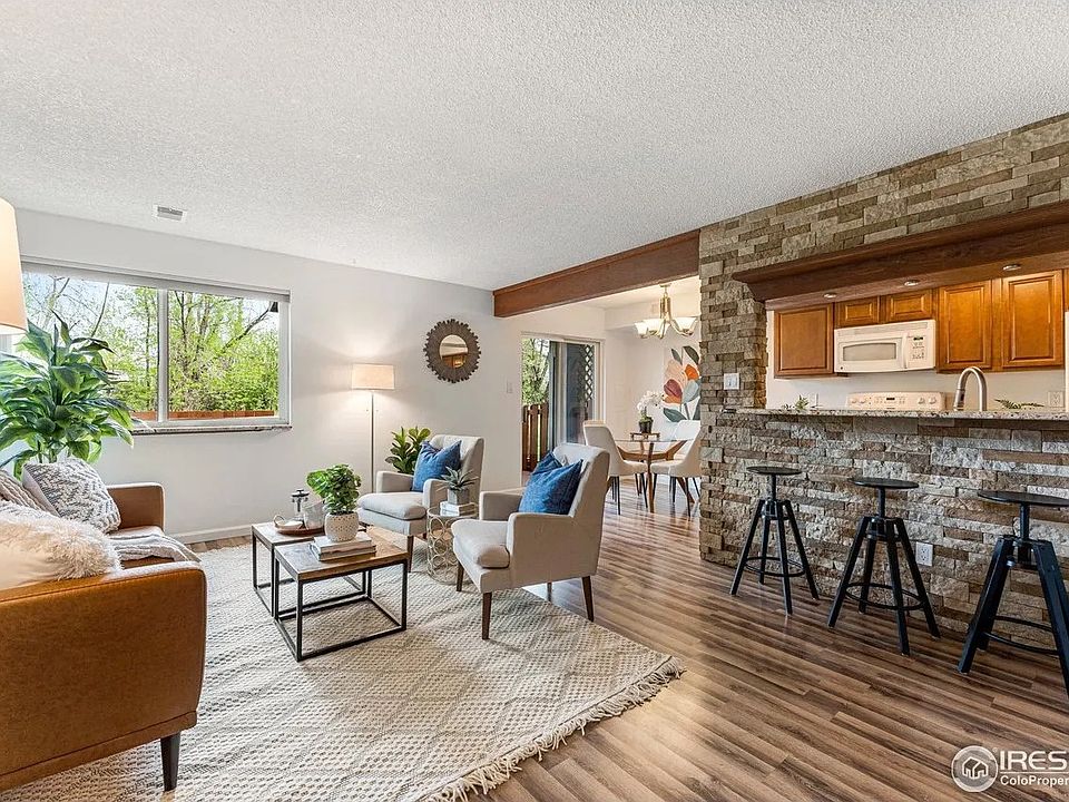 Living room, dining room, bar, kitchen
