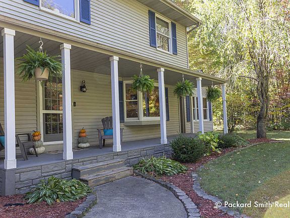 5th image of 10572 Osborn St