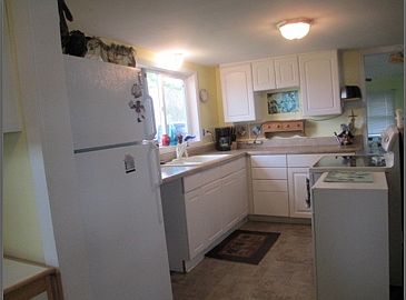 5th image of 584 Swains Lake Dr